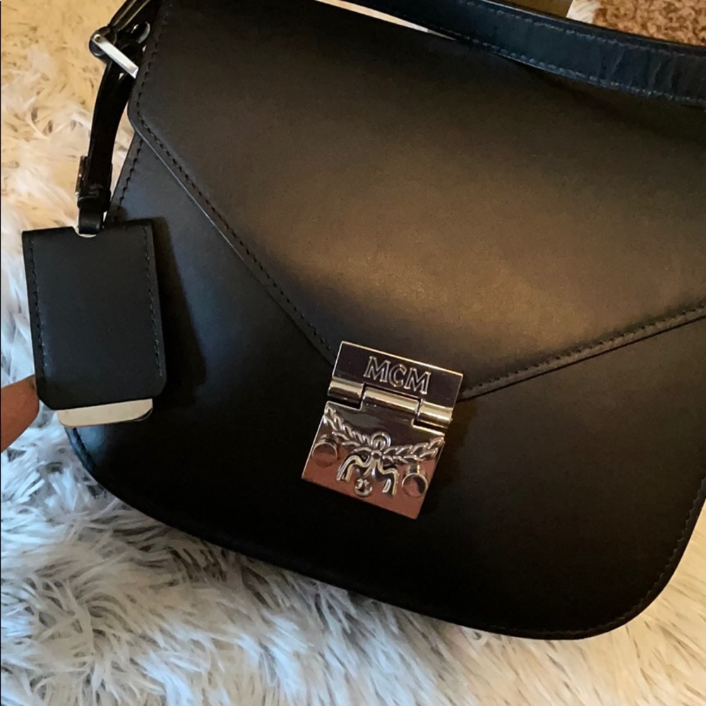 MCM CROSSBODY